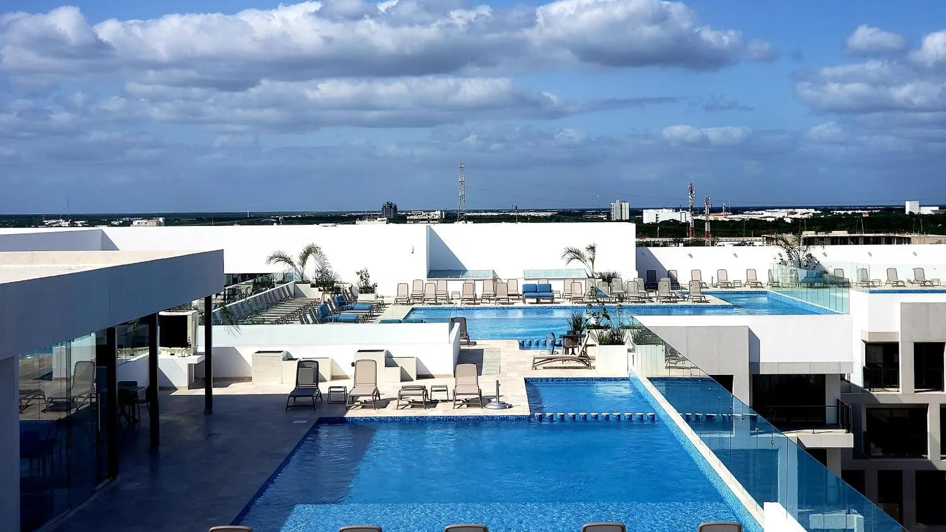 Apartment Stylish Luxury Condo In The Heart Of Playa Playa del Carmen